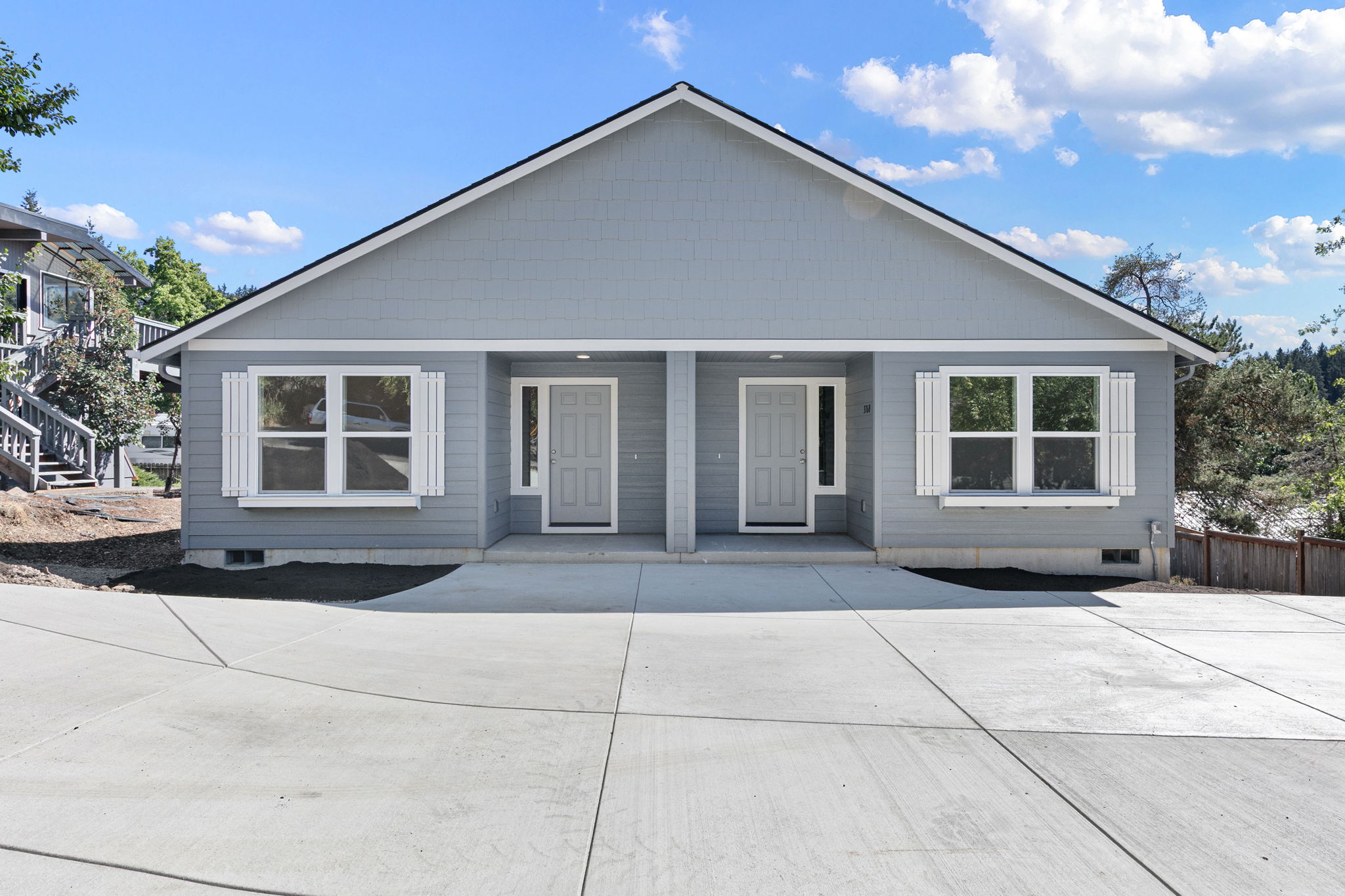 3760 Potter St - 1
